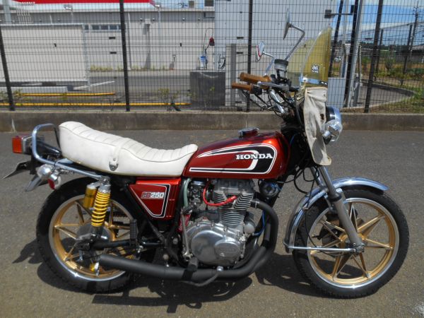 詳細写真 CB250 360エンジン｜オートガーデン 旧車 クラシックカー販売 修理 ダットサン 千葉